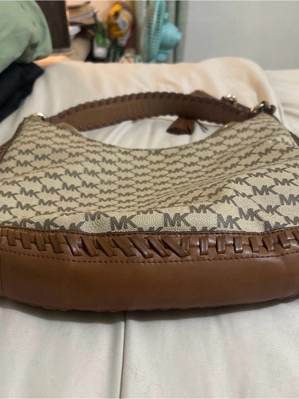 Michael Kors Beige and Brown MK Signature Shoulder Bag with Tassel & wallet - Picture 9 of 11